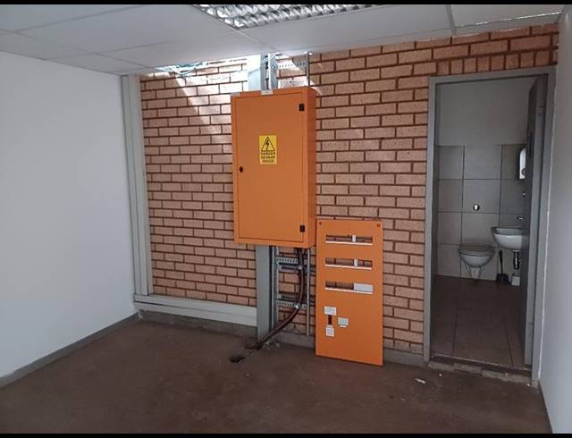 INDUSTRIAL PROPERTY TO RENT IN OLIFANTSFONTEIN